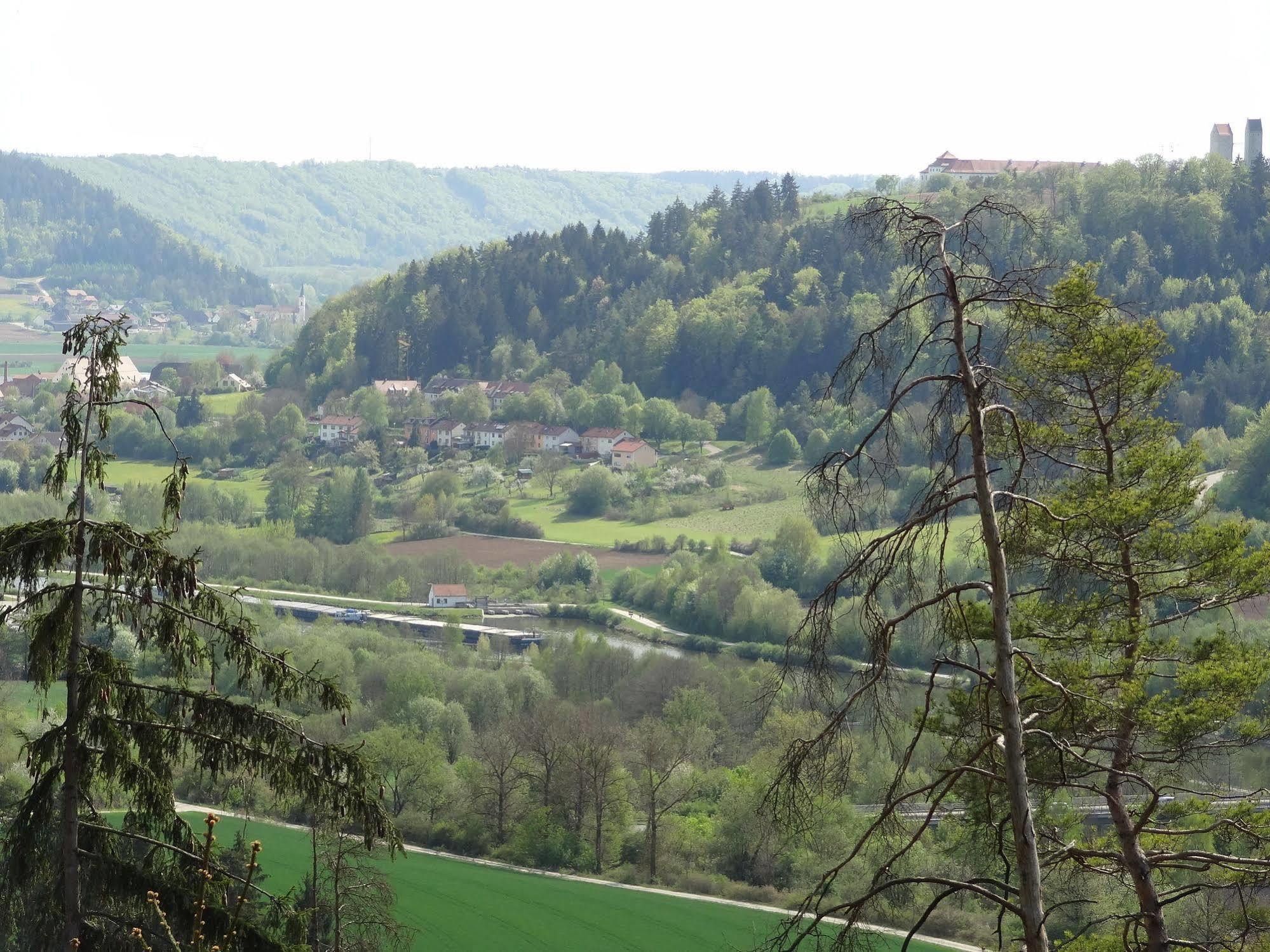 Donauer Im Altmuehltal - Ferienwohnungen Biberbach  Exterior foto