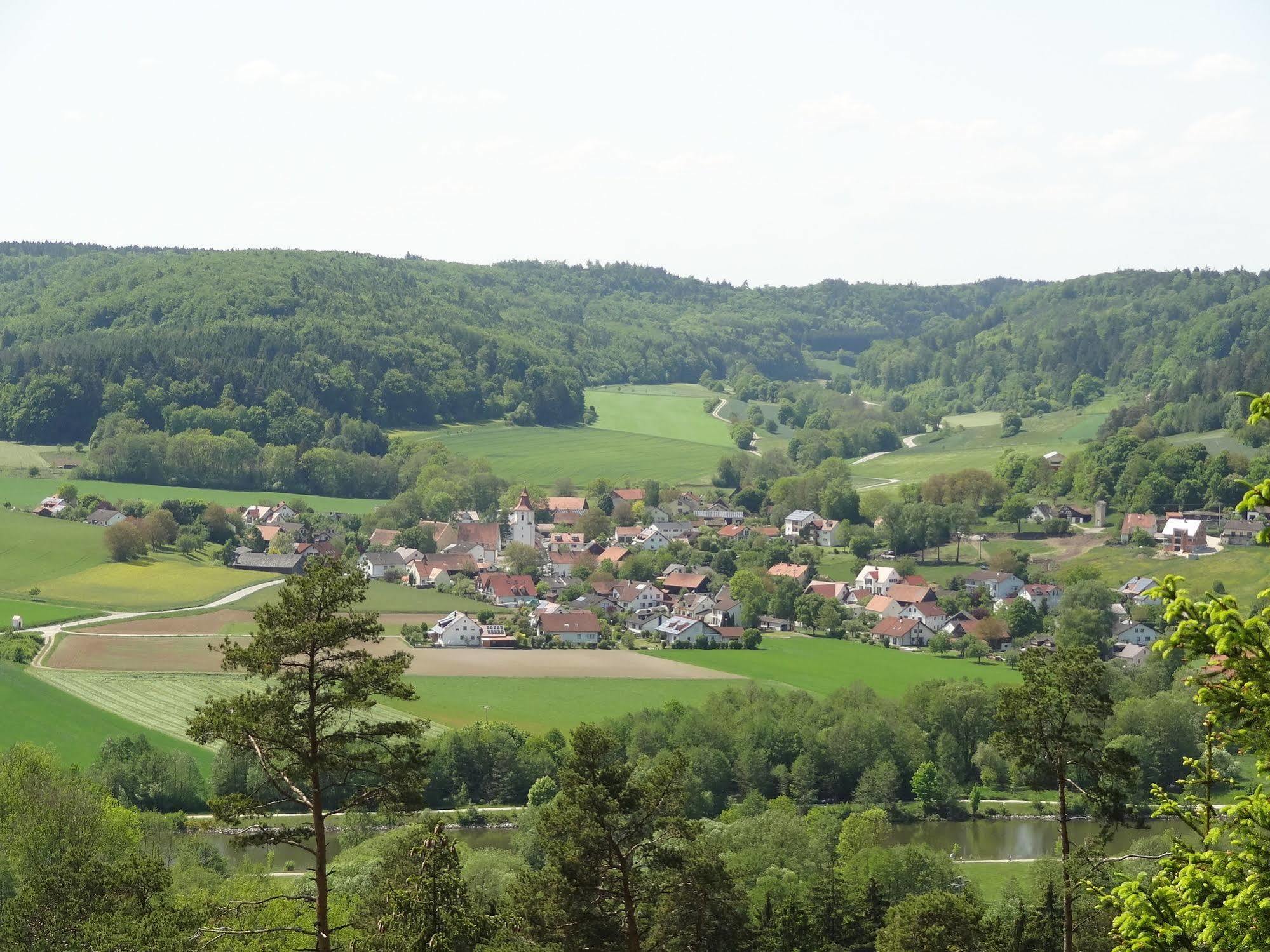 Donauer Im Altmuehltal - Ferienwohnungen Biberbach  Exterior foto