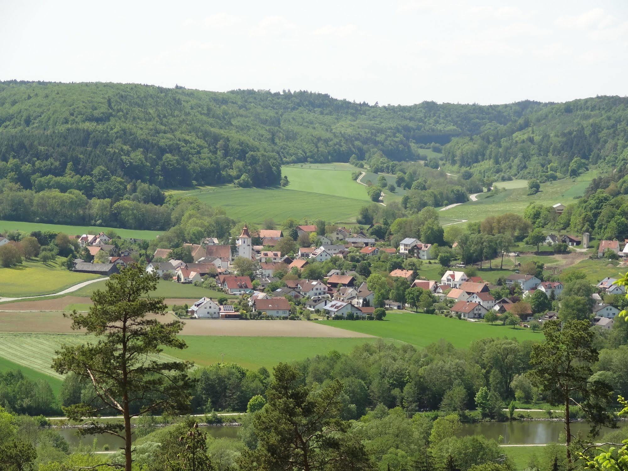 Donauer Im Altmuehltal - Ferienwohnungen Biberbach  Exterior foto